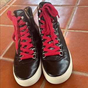 Frye Womens Black Leather Sneakers with Red Laces